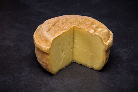 Over 60 Welsh Cheeses to choose from - The Welsh Cheese Company