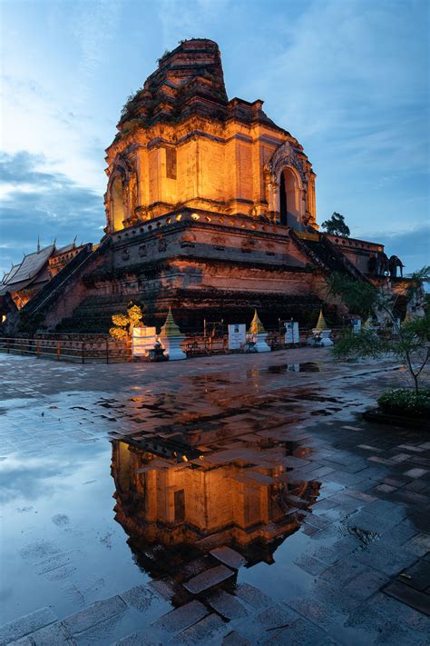 Wat Chedi Luang in Chiang Mai Thailand #traveling | Thailand, Asia travel, Chiang mai