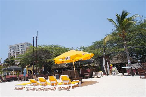 Moomba Beach Aruba >> Aruba Travel Guide >>