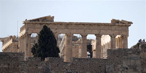 Parthenon frieze pieces brought together, explained on upgraded site - iefimerida.gr