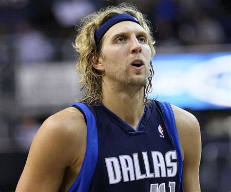 Dirk Nowitzki Biography - Facts, Childhood, Family Life & Achievements