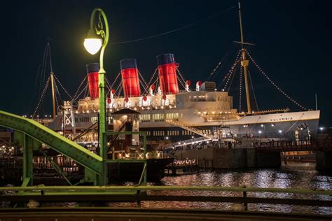 Tokyo DisneySea Guide: Tickets, Rides & How To Book Online