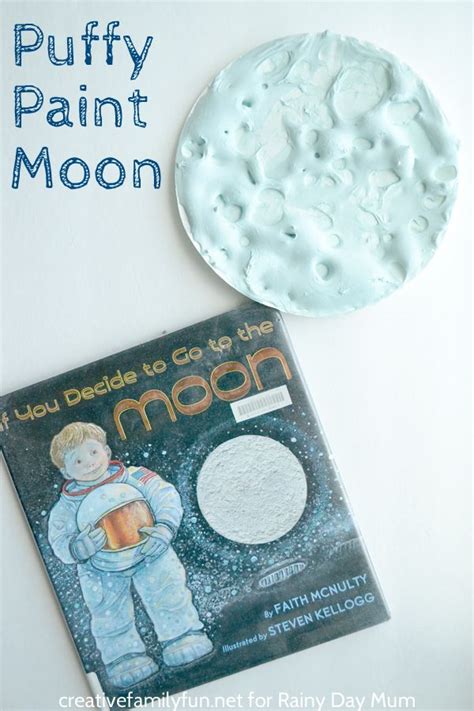 Homemade Puffy Paint Moon Paper Plate Craft for Kids | Space preschool, Space crafts, Preschool art