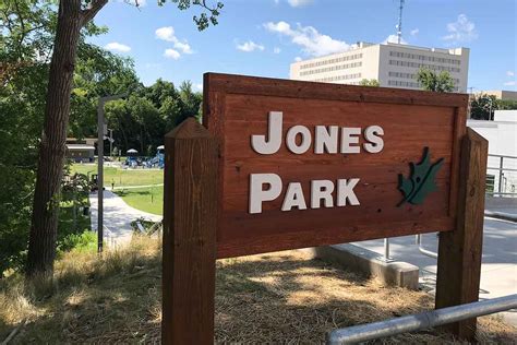 Park Review: Jones Park, Downtown Appleton | Go Valley Kids