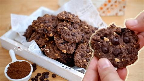 SUPER ENAK!! REKOMENDASI KUE KERING COKLAT CHOCO CHIPS KUE KERING LEBARAN – Review