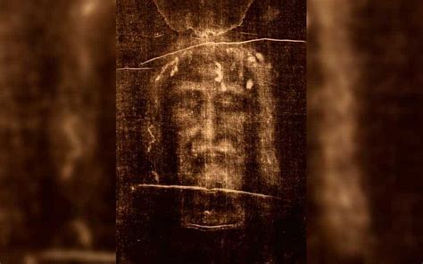 Holy Saturday: Prayer with the Shroud of Turin | Amormeus