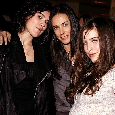 76qyre: demi moore children