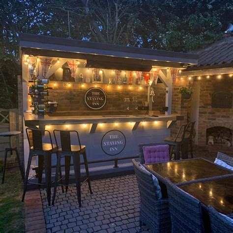 Outdoor Bar Ideas for this Summer [Expert Advice] | Wallsauce UK