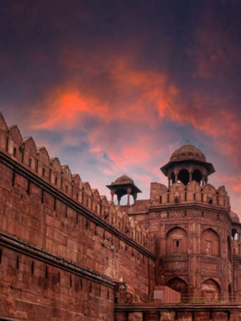 Delhi's Iconic Red Fort - History, Timings and Everything Else | Times Now