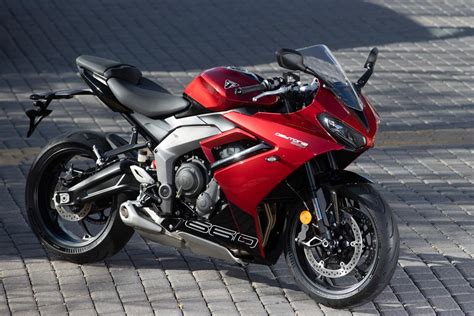 2025 Triumph Daytona 660 Review - Cycle News