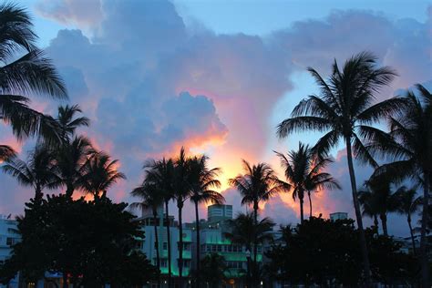 Beautiful Miami Beach sunset by Hazal O. | GuruShots Miami Beach ...