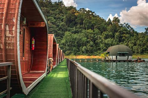 Khao Sok Floating Bungalows | The Best Way to Experience Khao Sok - Im ...