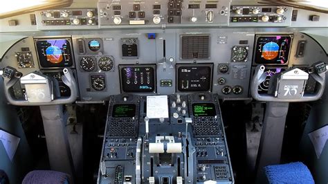 TUS Airways Fokker 70 Cockpit View at Skiathos Airport | Cockpit Visit & Preflight Checks - YouTube