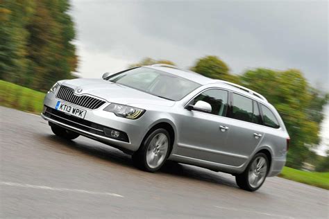 2013 Skoda Superb Estate 4x4 review | What Car?