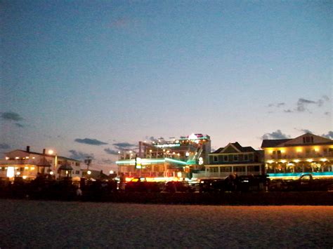 Hampton Beach Boardwalk | Majestic Ocean Views