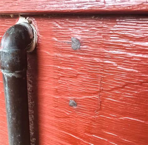 How to Repair Aluminum Siding - The Handyman's Daughter