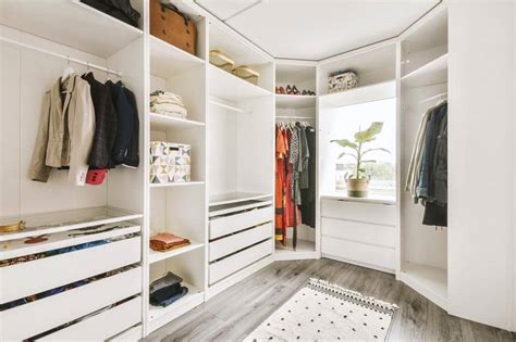 14 Chic White Wardrobe Closet Ideas for Your Dream Bedroom