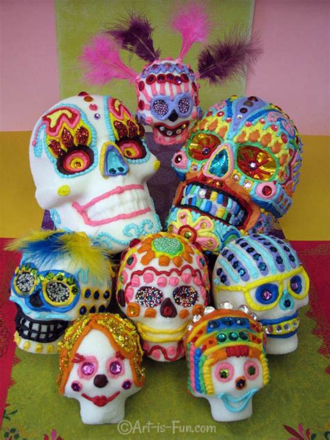 Day of the Dead Art: A Gallery of Colorful Skull Art Celebrating Dia de los Muertos — Art is Fun