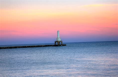 Lighthouse at Dusk at Port Washington, Wisconsin image - Free stock photo - Public Domain photo ...