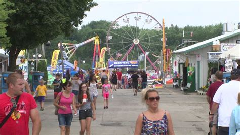 DuPage County Fair features, pigs, rides, food, rodeo - ABC7 Chicago