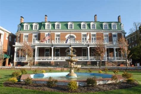 The Martha Washington Inn and Spa (Abingdon, VA): What to Know BEFORE You Bring Your Family