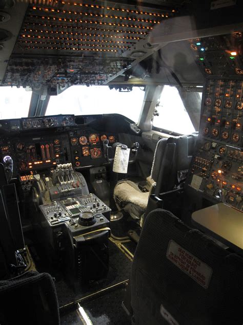 Boeing 747 cockpit (Northwest Airlines) - N601US | This is t… | Flickr