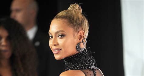 Beyonce Debuts New Song ‘Texas Hold ‘Em’ – Read the Lyrics & Listen Now ...