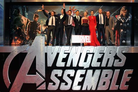 STAR WARS AFICIONADO WEBSITE: THE REAL TEAM AMERICA! 'AVENGERS ASSEMBLE'