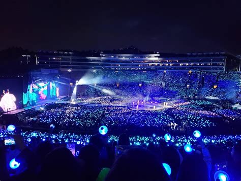 BTS's Jimin And Jungkook Showed Great Respect To A Grandma ARMY At A Concert