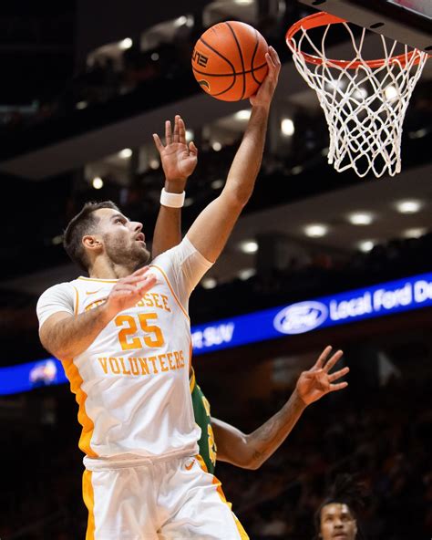 Tennessee basketball live updates vs. Ole Miss, Chris Beard in SEC ...