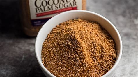 Coconut Sugar Substitute (The 14 Best Alternatives!) | Bake It With Love