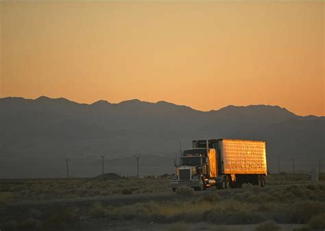 TRUCK DRIVER GEAR: Wheel-CheckÂ®