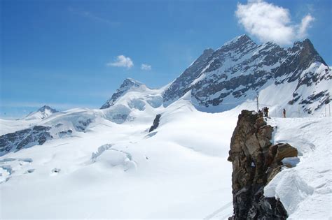 4-day Bernese Oberland Haute Route ski touring adventure. 4-day trip. IFMGA/UIAGM guide