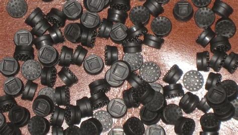 100pcs/lot black trackpoint mouse rubber caps for hp for dell for ibm replacement-in Cases from ...