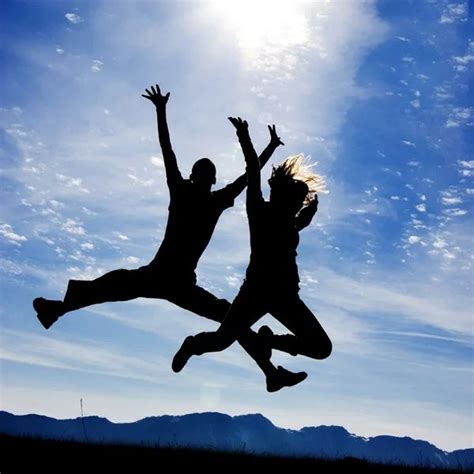 happy-people-jumping - WISE WELLNESS CENTER | KALAMAZOO, MI