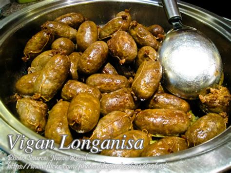 Vigan Longganisa Recipe by Manny - CookEatShare