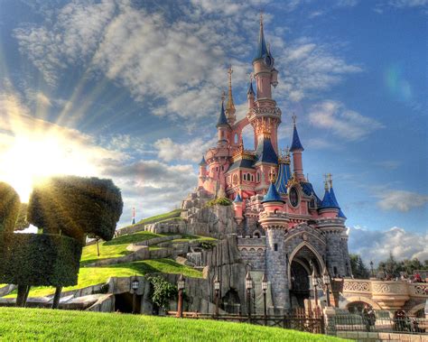 🔥 [50+] Disneyland Paris Wallpapers | WallpaperSafari