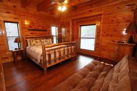 Pigeon Forge Cabin - Amazing Views Mansion From $645.00