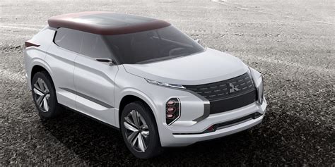 Mitsubishi unveils new plug-in hybrid SUV with ~75 miles of range: GT ...