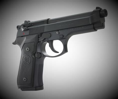 BERETTA M9 – NEW USER REVIEW | Guntoters