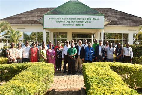 IRRI Director General’s visit in Burundi underlines the need to foster collaboration between ...