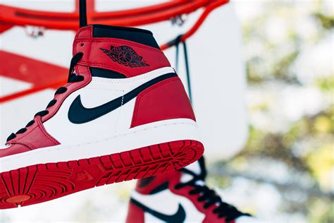 Air Jordan 1 Retro High OG "Bulls" Returns May 30th - Air Jordans ...