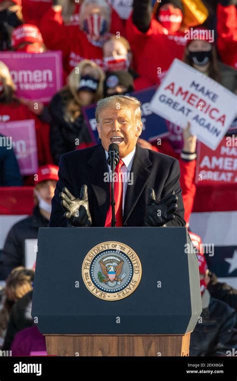 President Donald J. Trump campaigns at a Make America Great Again rally ...