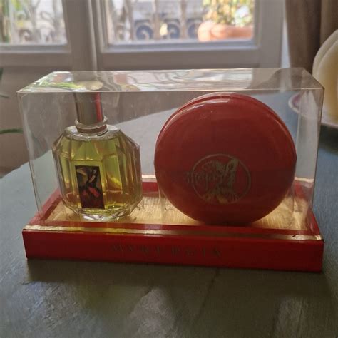 Maja Myrurgia Vintage Perfume and Soap with Dish Soap Gift Set ...