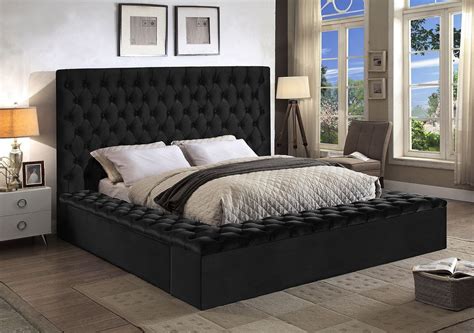 Bliss Upholstered Platform Storage Bed (Black) by Meridian Furniture, 1 Review(s) | FurniturePick