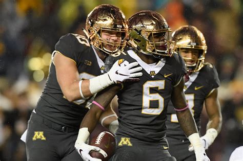 Minnesota Football: Gopher FB Nugs 8/5/19