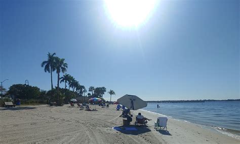 A perfect day for the beach! ☀😎 - Cape Coral Yacht Club