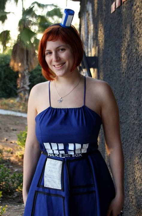 tardis costume | Dr who costume, Tardis costume, Fashion