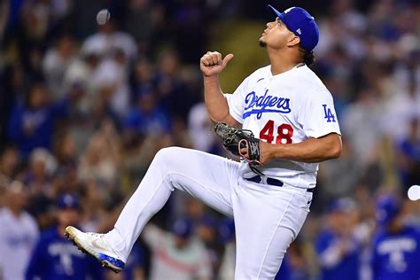 Dodgers News: Brusdar Graterol Thanks Fans Following Disappointing End ...