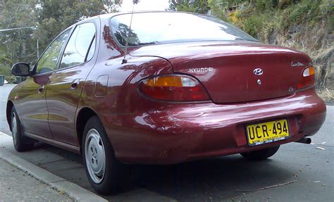 Hyundai Lantra II 1995 - 1998 Sedan :: OUTSTANDING CARS